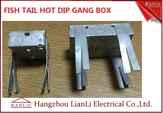 중국 3 인치까지 고온 침지 마무리 GI 전기적 갱 박스 / 집단 전기 박스 3 인치 협력 업체