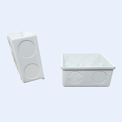 20MM 25MM UPVC 전기적 Ｕ 통로 스위치 갱 박스 검은 백색 색깔 협력 업체
