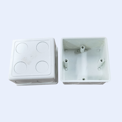 20MM 25MM UPVC 전기적 Ｕ 통로 스위치 갱 박스 검은 백색 색깔 협력 업체